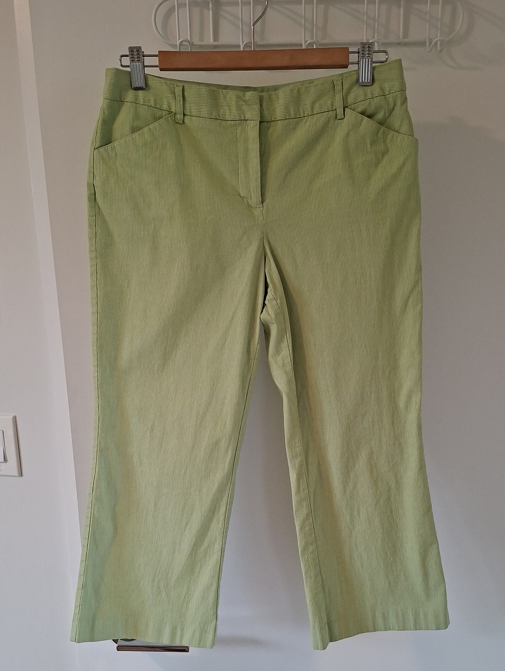 Vintage Y2K Ricki's Green/Chartreuse Low-rise Kick-flare Cotton Capris (US 8)
